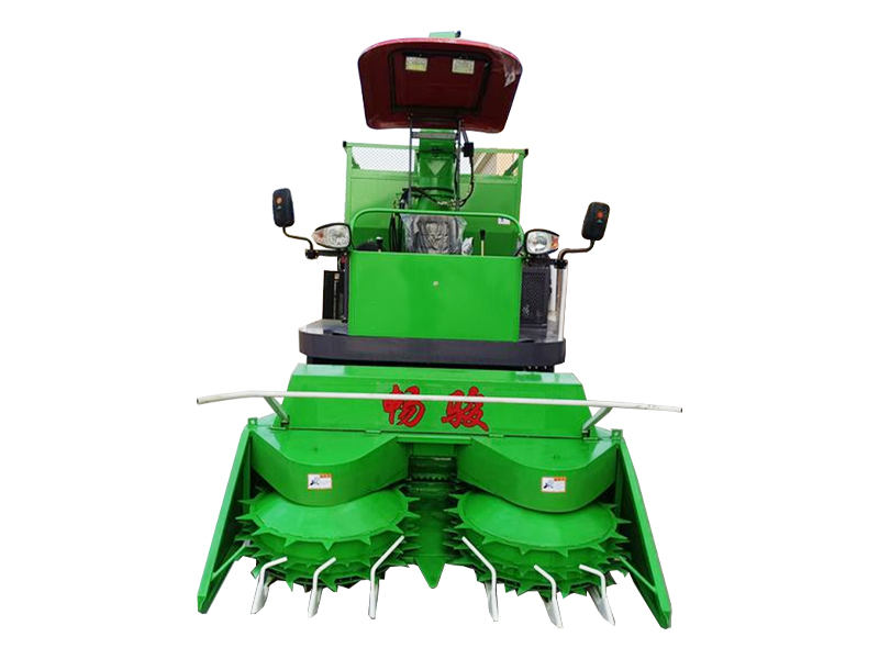 履帶式標(biāo)配版青飼料收獲機(jī)