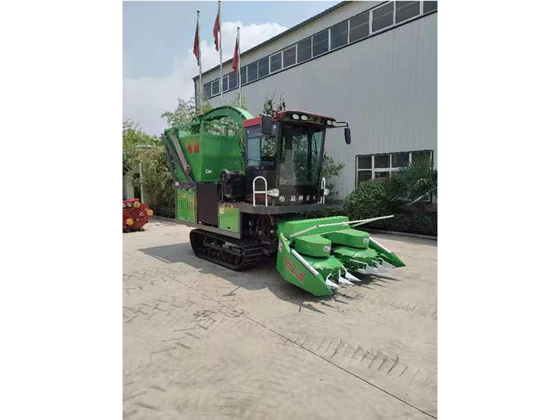 使用履帶式收割機(jī)需要注意六點(diǎn)，你注意到了嗎？